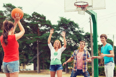 depositphotos_77351316-stock-photo-group-of-smiling-teenagers-playing